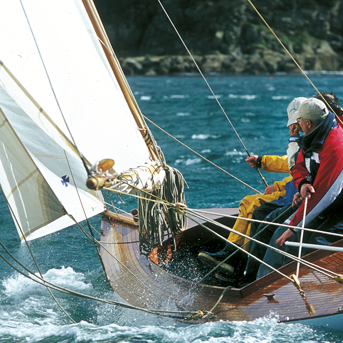 MARINE_klargøring af din båd med Owatrol deck cleaner og træolie